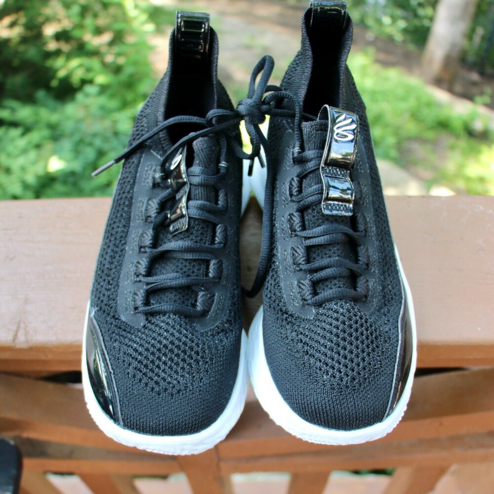 Seth Curry athletic shoes- youth 6